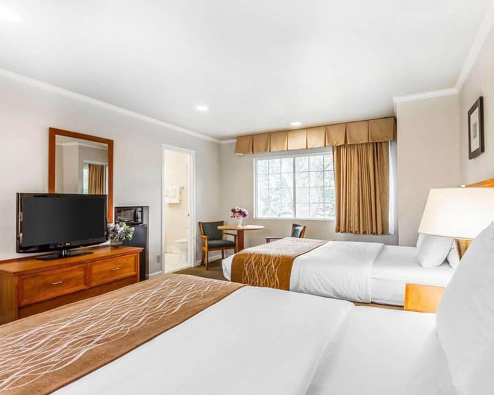 The Inn at 1252