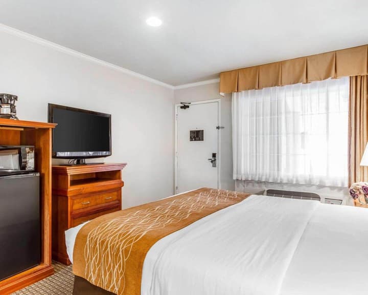 The Inn at 1252