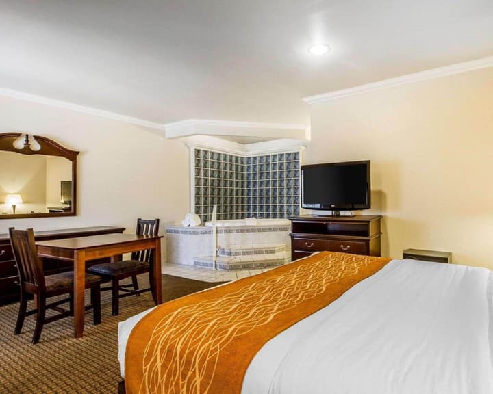 The Inn at 1252