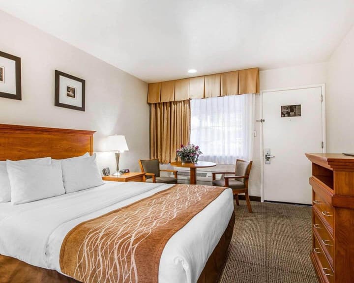 The Inn at 1252