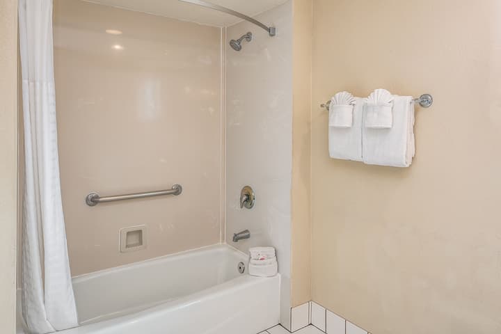 The Inn at 1252