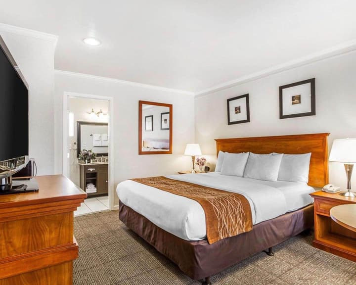 The Inn at 1252