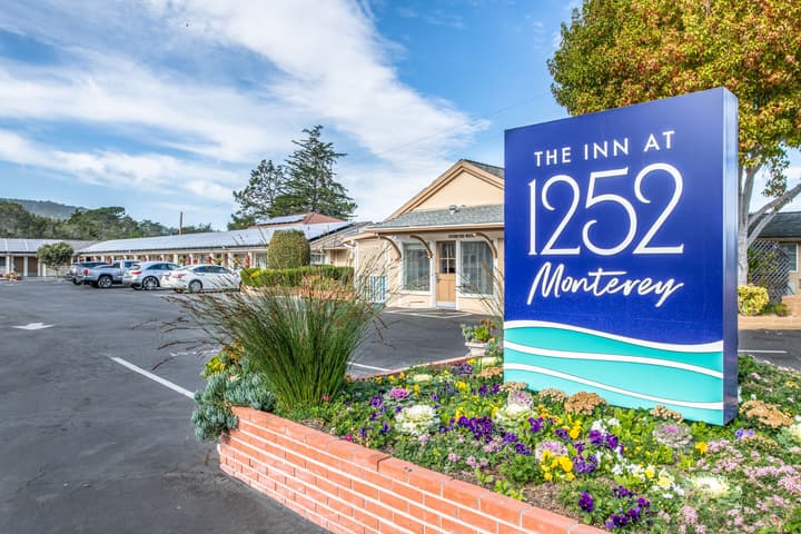 The Inn at 1252