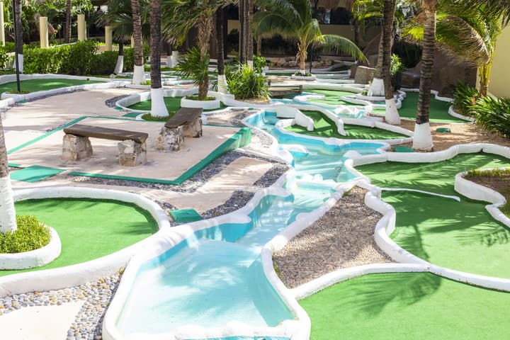 Crown Paradise Club Cancun All Inclusive