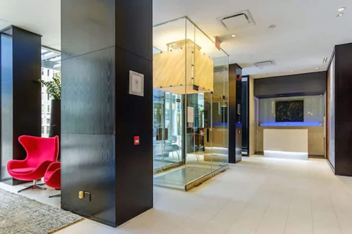 Arc The Hotel