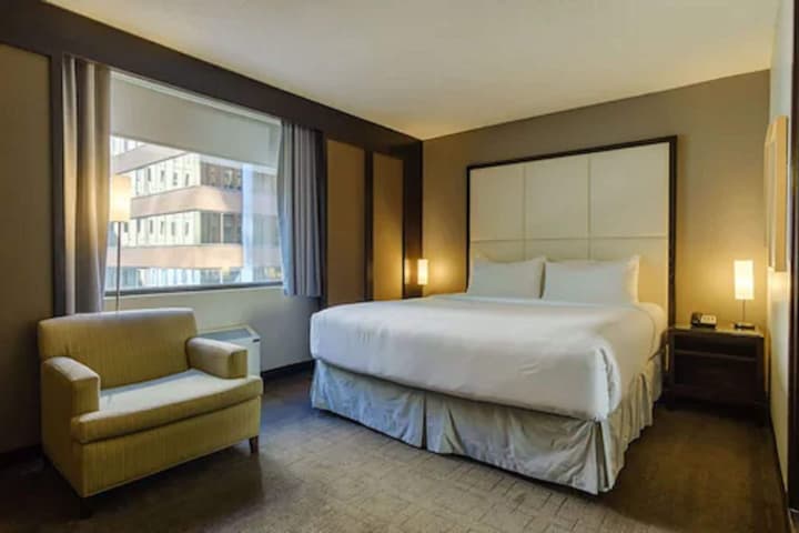 Arc The Hotel