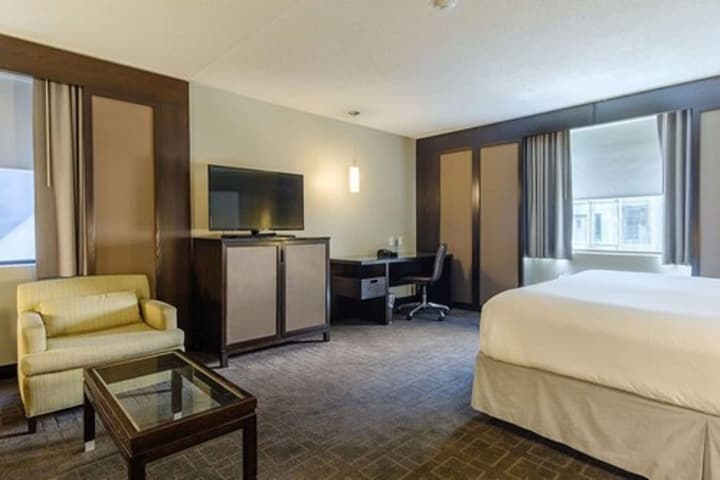 Arc The Hotel