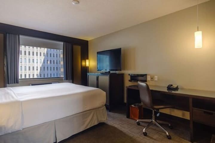 Arc The Hotel