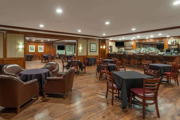 Wyndham Visalia