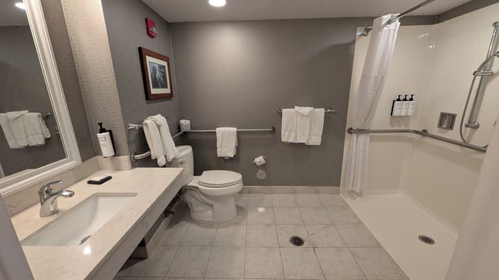 Wyndham Visalia