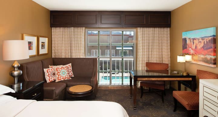 Hilton Santa Fe Historic Plaza