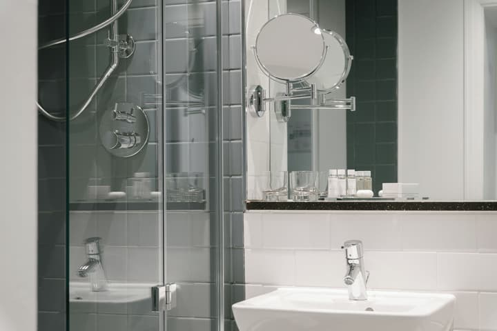 voco Grand Central Glasgow by IHG