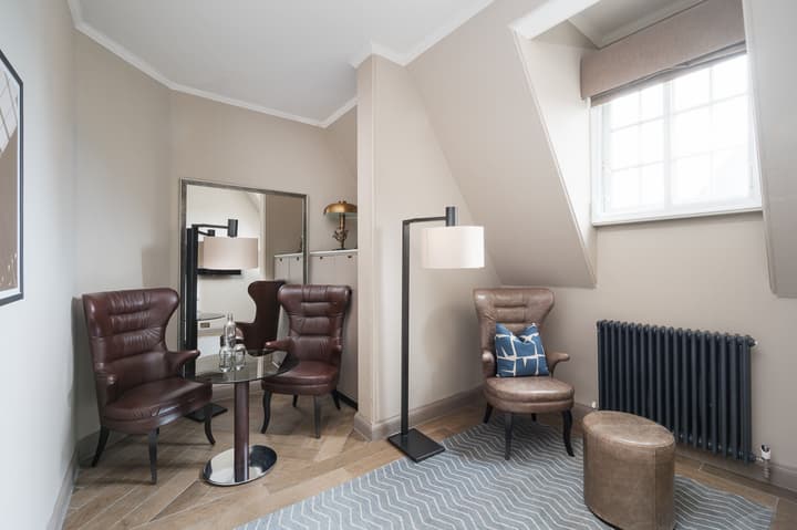 voco Grand Central Glasgow by IHG