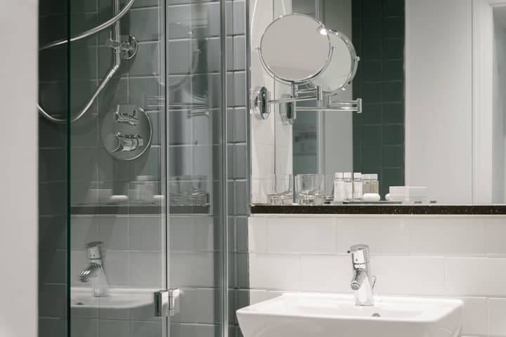 voco Grand Central Glasgow by IHG