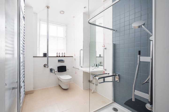 voco Grand Central Glasgow by IHG