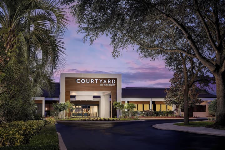 Courtyard by Marriott Lake Buena Vista at Vista Centre