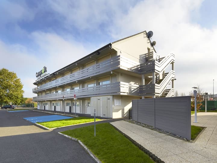 Campanile Chambray Les Tours