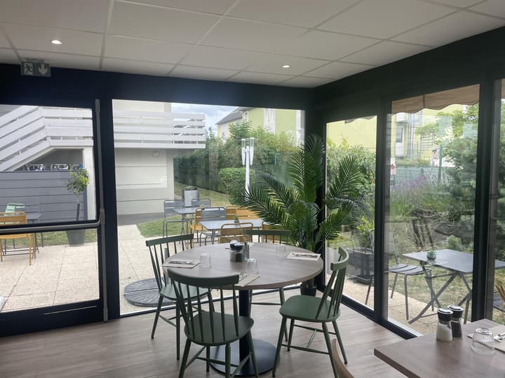 Campanile Chambray Les Tours