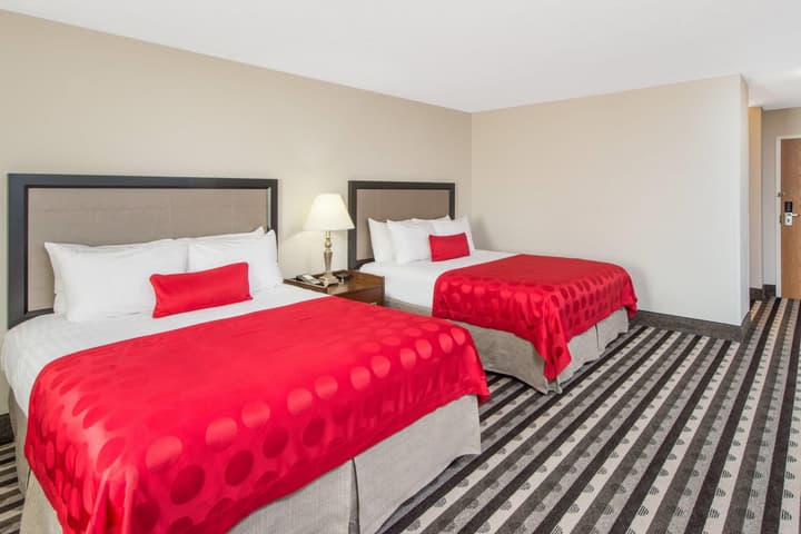 Ramada by Wyndham Springfield North