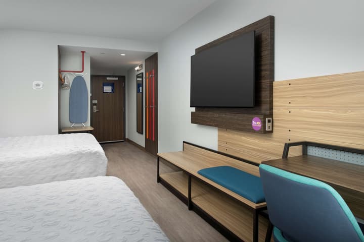 TRU by Hilton Miami Airport South Blue Lagoon, FL