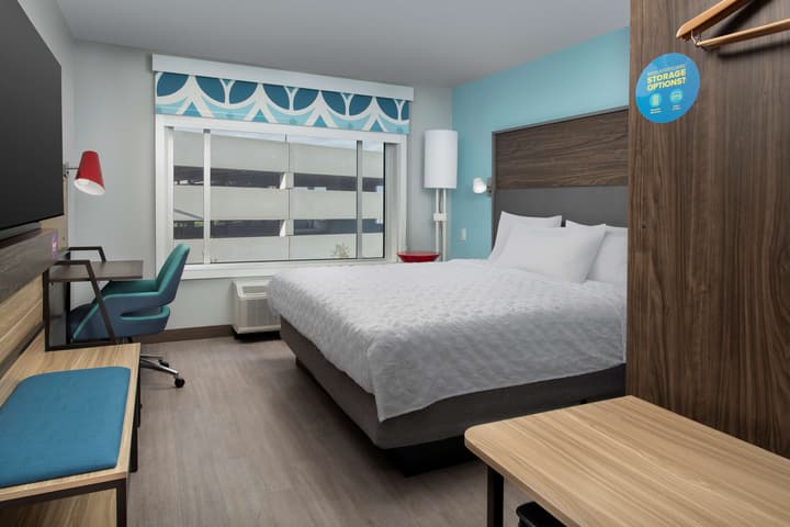 TRU by Hilton Miami Airport South Blue Lagoon, FL