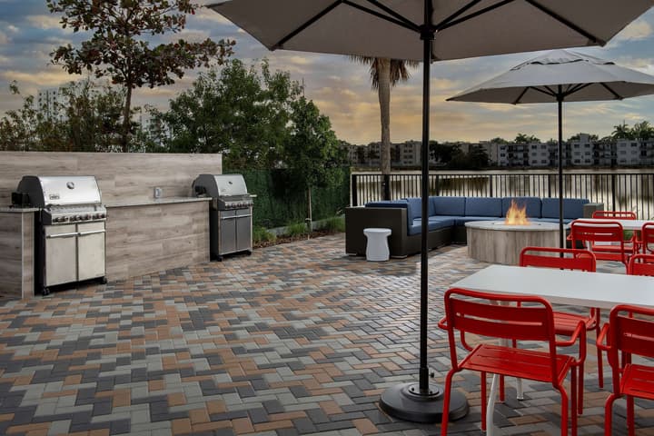 TRU by Hilton Miami Airport South Blue Lagoon, FL