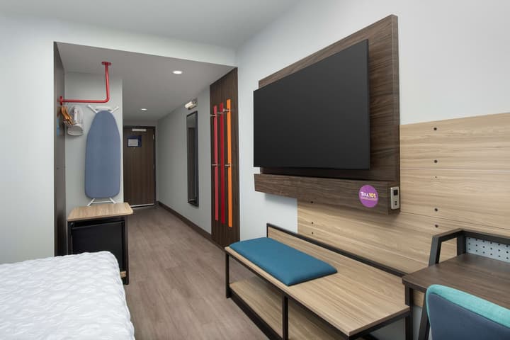 TRU by Hilton Miami Airport South Blue Lagoon, FL