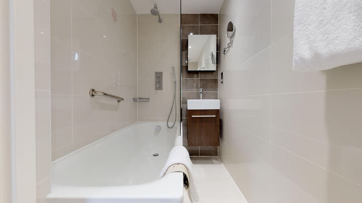 Holiday Inn London - Kensington High St. by IHG