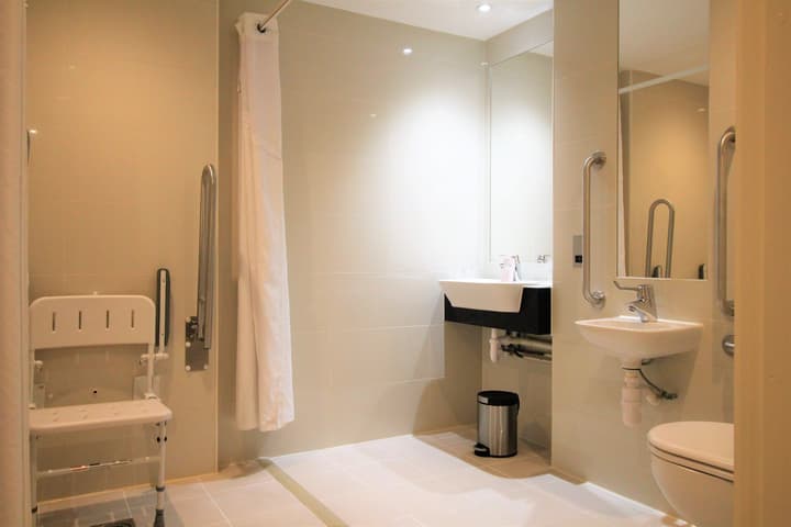 Holiday Inn London - Kensington High St. by IHG