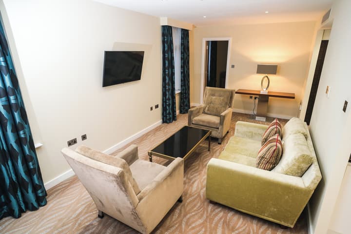 Holiday Inn London - Kensington High St. by IHG