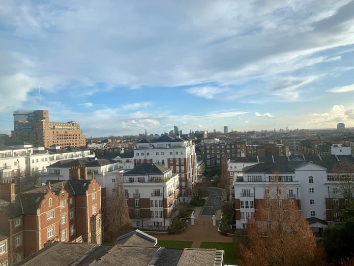 Holiday Inn London - Kensington High St. by IHG