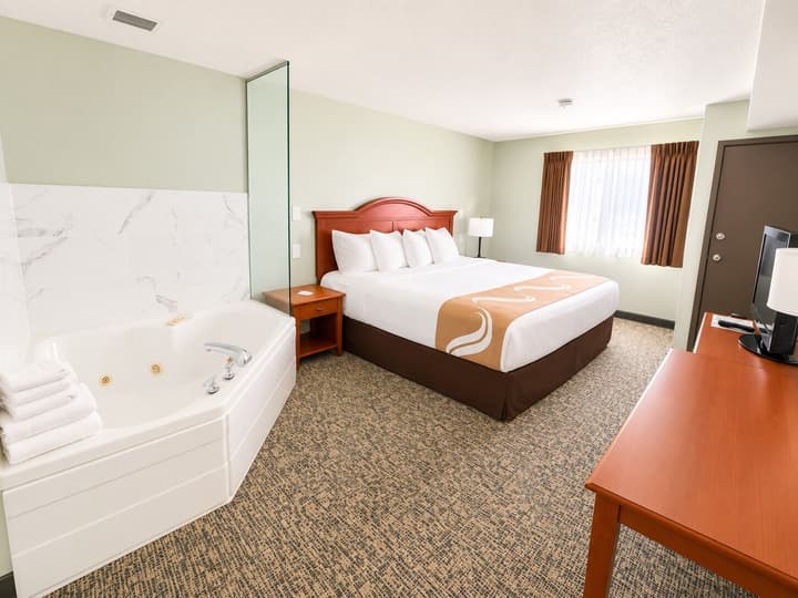 Travelodge by Wyndham Rapid City/Black Hills