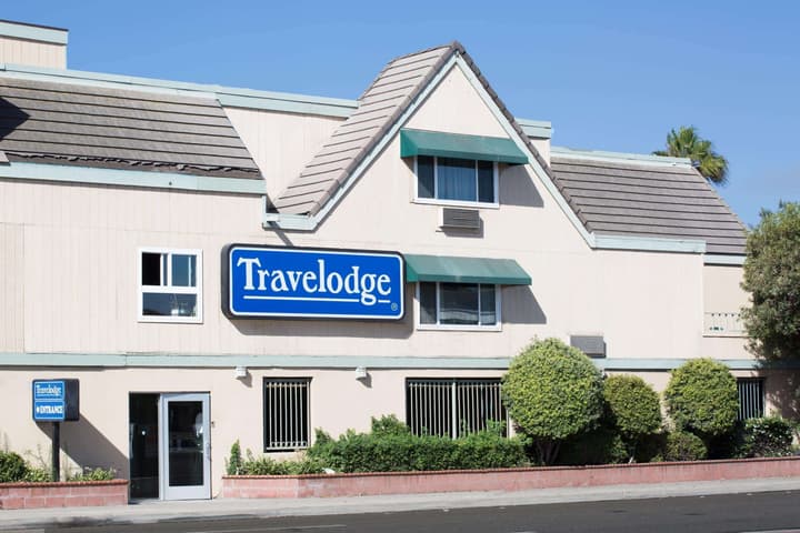 Travelodge by Wyndham Ocean Front
