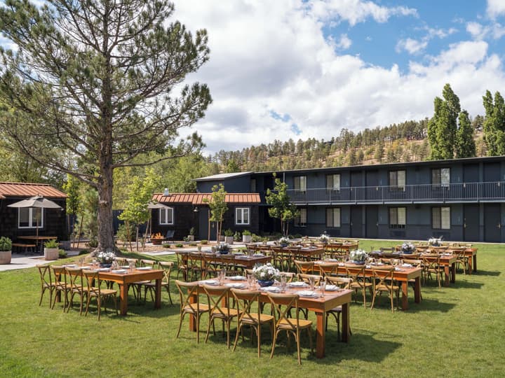 High Country Motor Lodge – Near NAU/Downtown