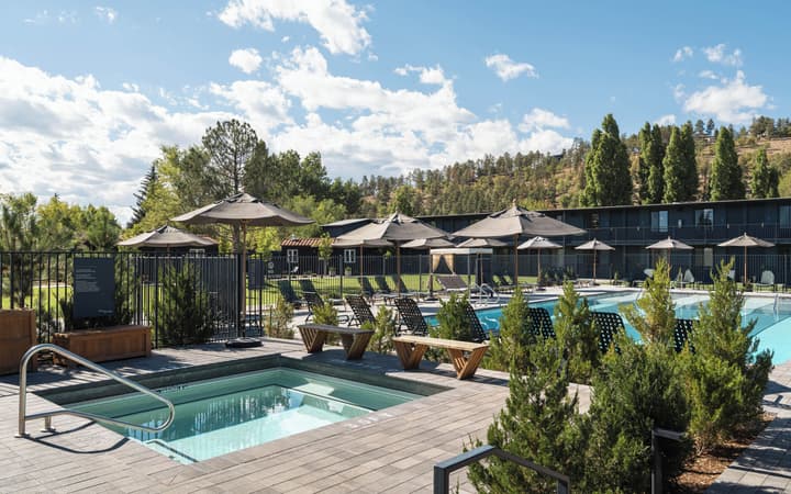 High Country Motor Lodge – Near NAU/Downtown