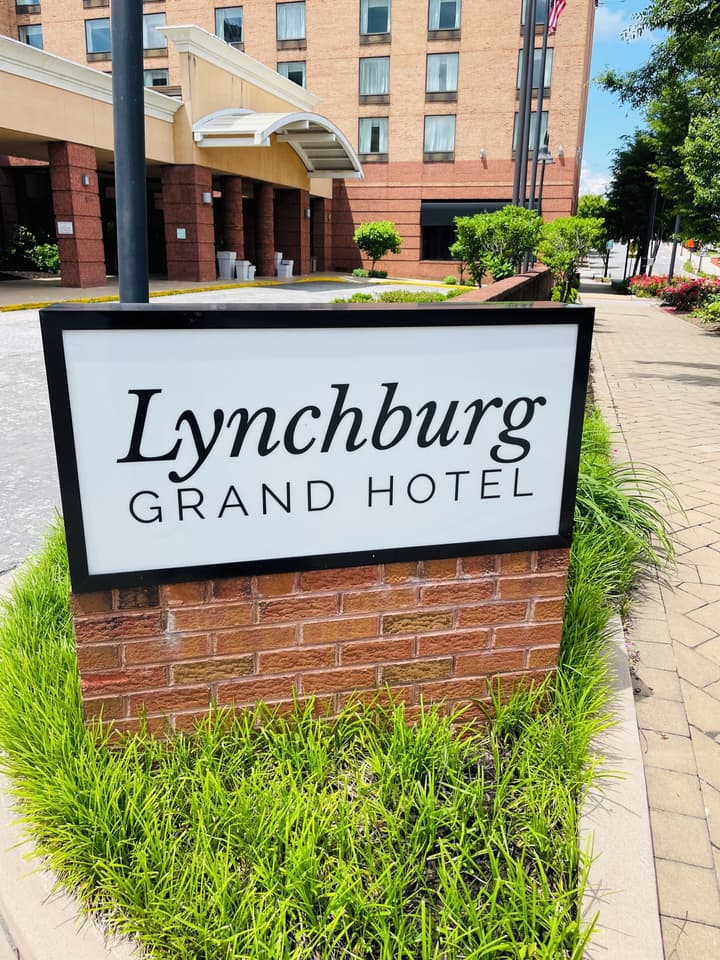 Lynchburg Grand Essential