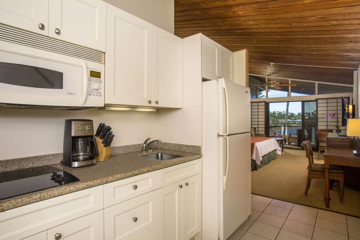 Napili Kai Beach Resort