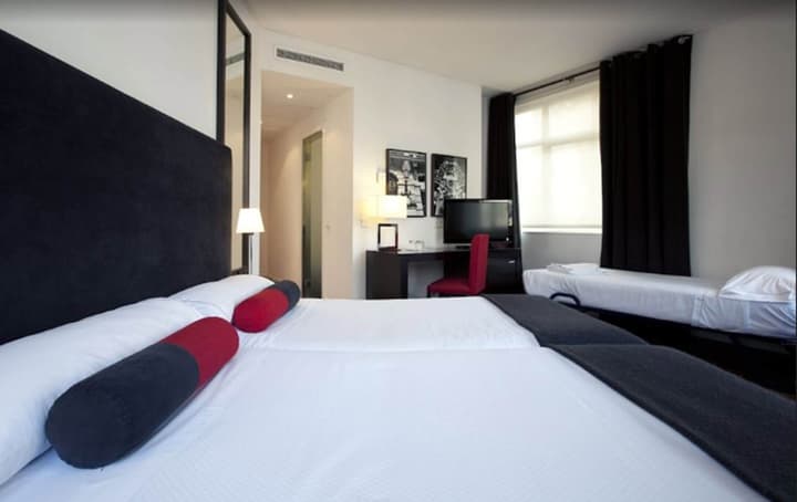 Hotel Quatro Puerta Del Sol