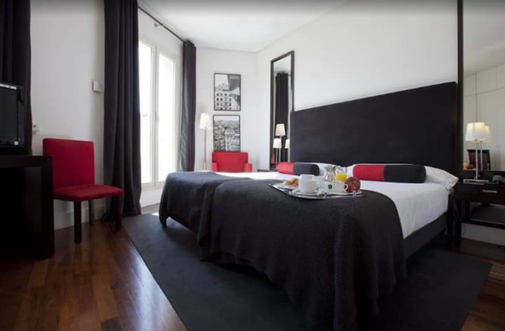 Hotel Quatro Puerta Del Sol