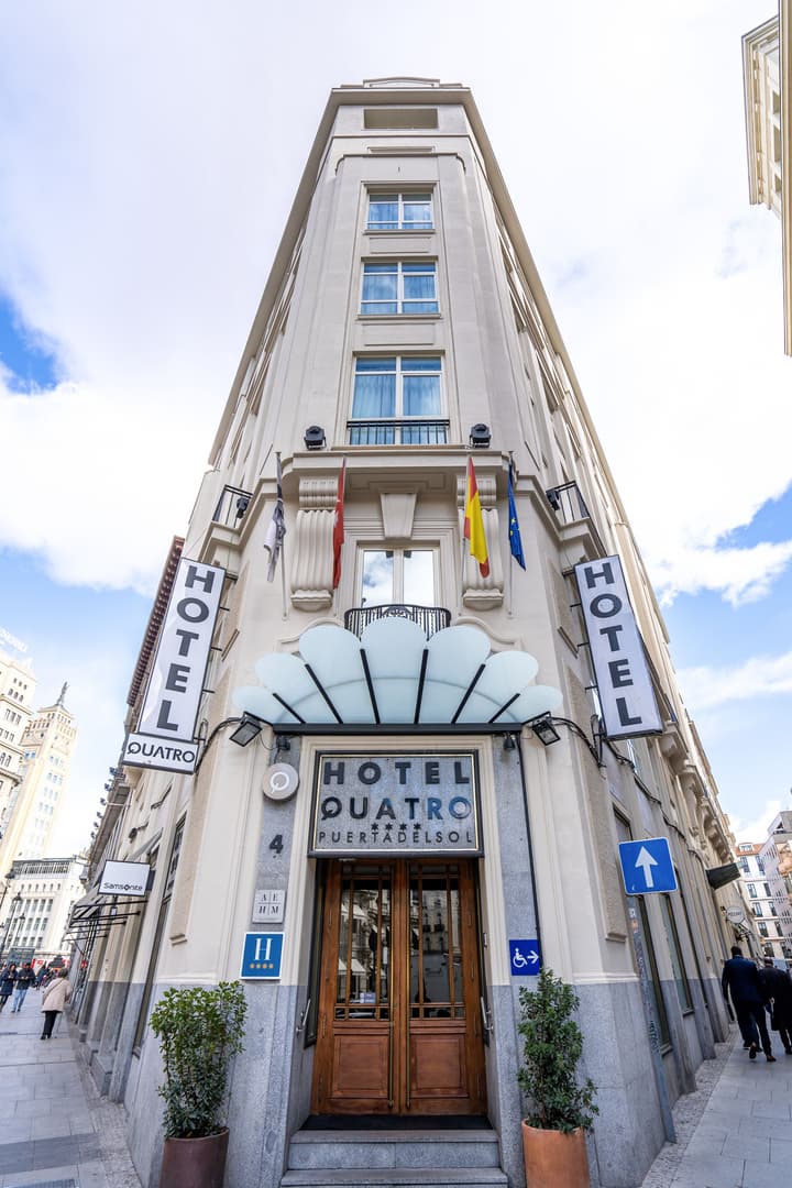 Hotel Quatro Puerta Del Sol
