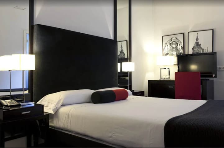 Hotel Quatro Puerta Del Sol