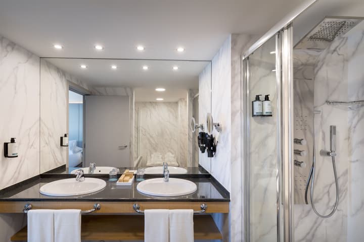 Occidental Atenea Mar- Adults Only