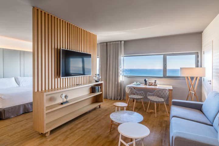 Occidental Atenea Mar- Adults Only