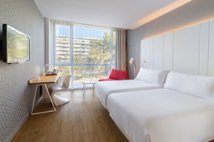 Occidental Atenea Mar- Adults Only