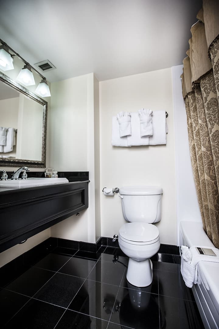 Old Stone Inn Boutique Hotel
