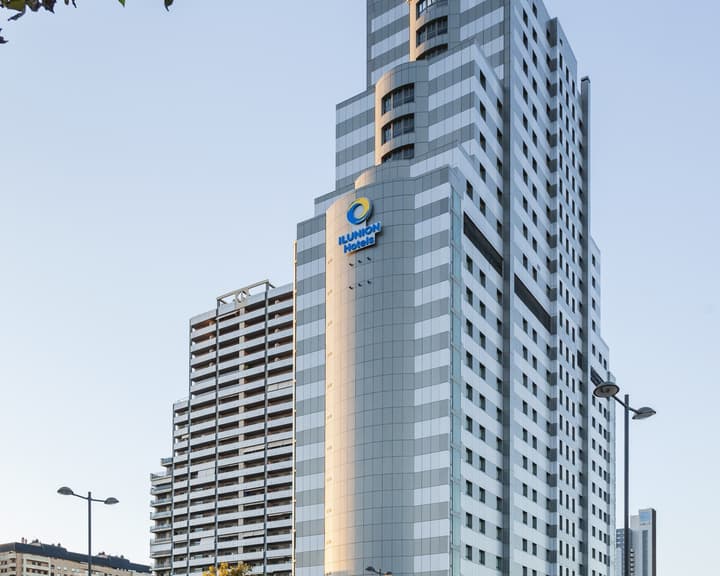Hotel ILUNION Valencia 3