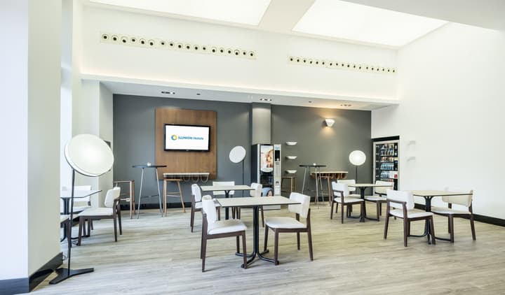 Hotel ILUNION Valencia 3
