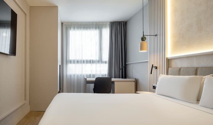 Hotel ILUNION Valencia 3