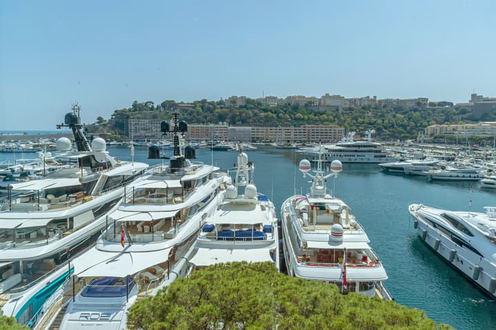 Hotel Port Palace