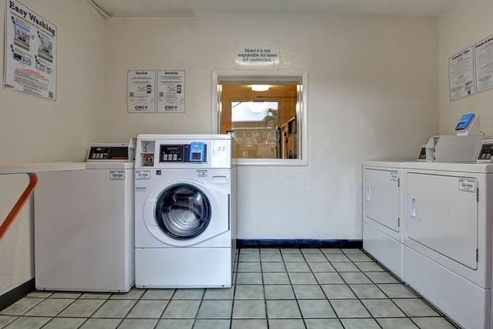 Motel 6 Dania Beach